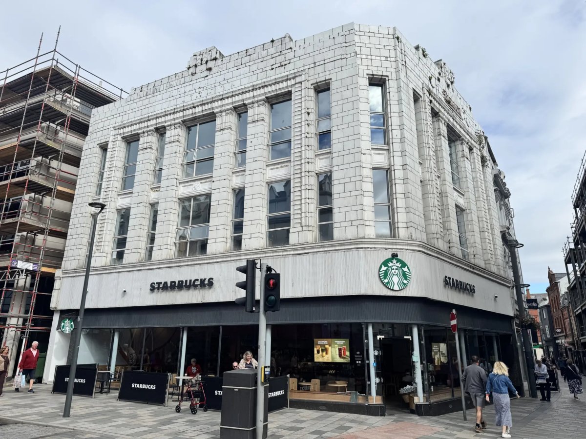 1st Floor, 41 – 45 Duke Street, Douglas, Isle of Man, IM1 2AZ.