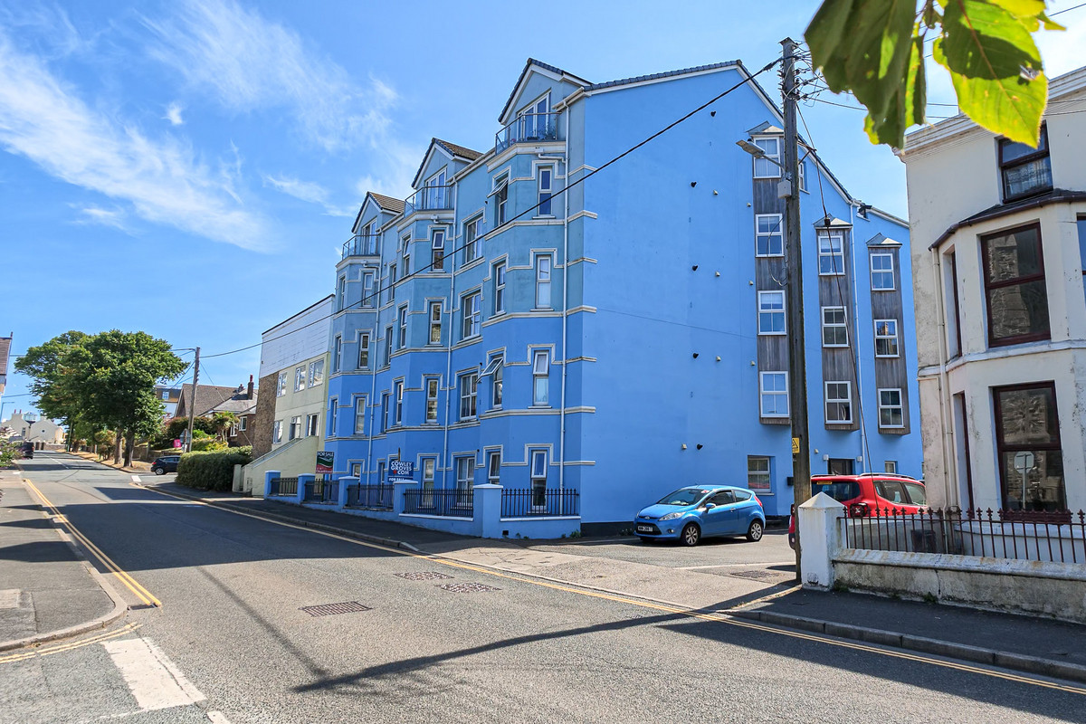 Waterloo Road, Isle Of Man, IM8 1, Ramsey. - Photo 1 of 28