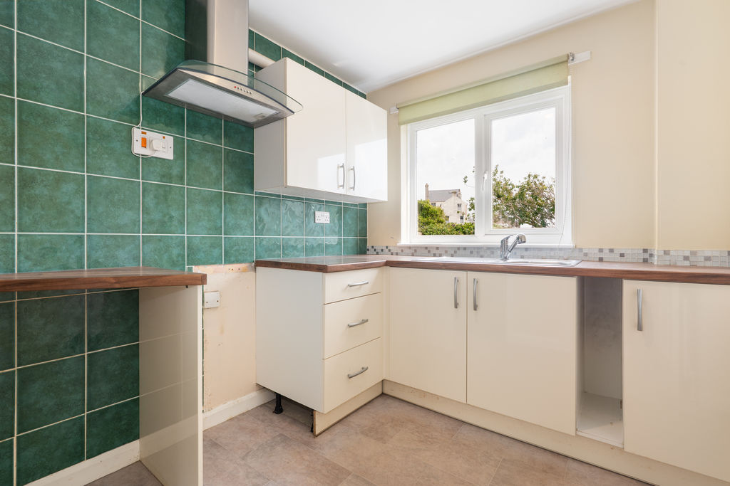 17 Creggan Mooar, Port St Mary IM9 5BB. - Photo 3 of 20