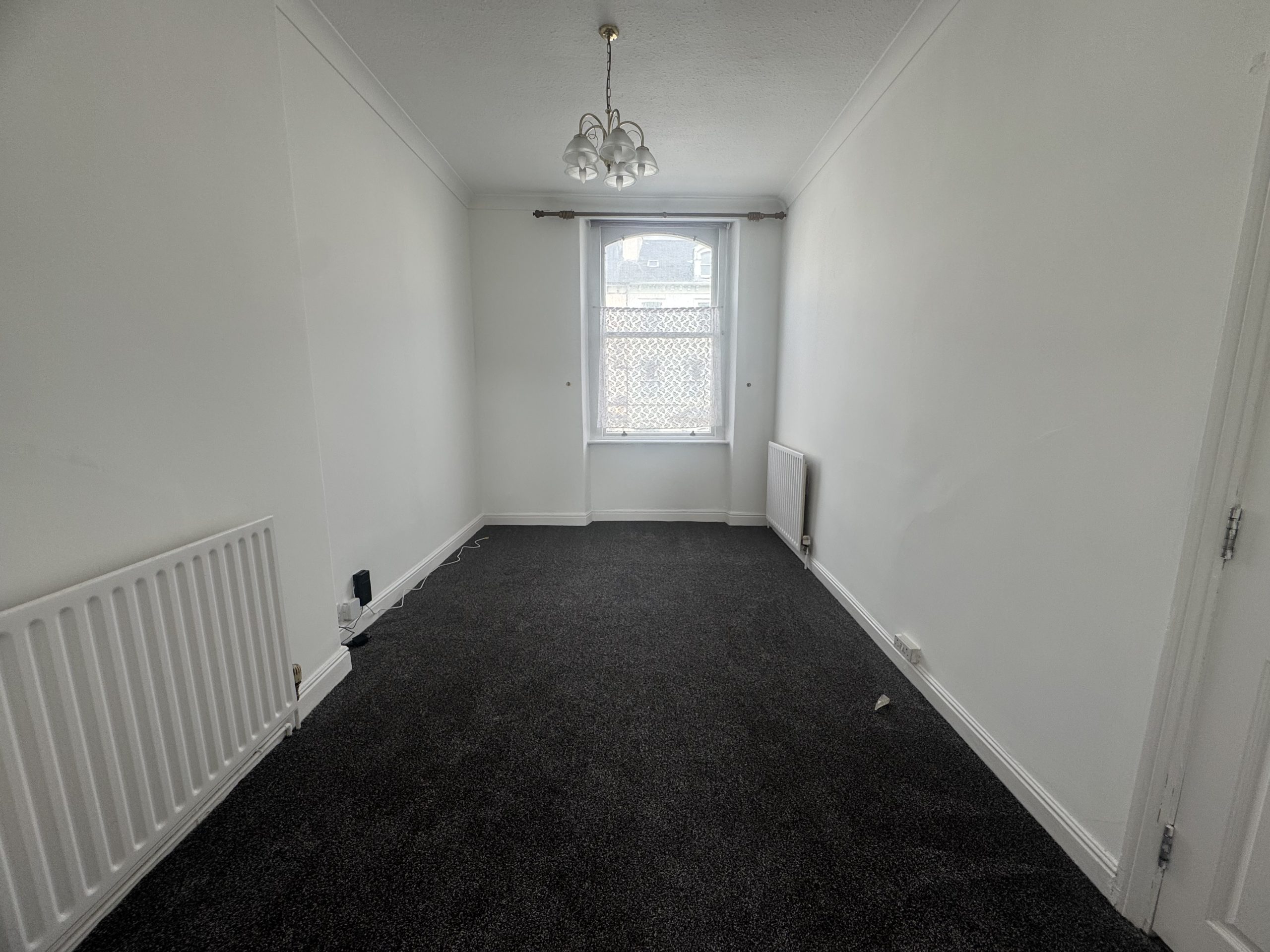Flat 4, 25 Demesne Road, Douglas, Isle of Man, IM1 3DZ. - Photo 5 of 10