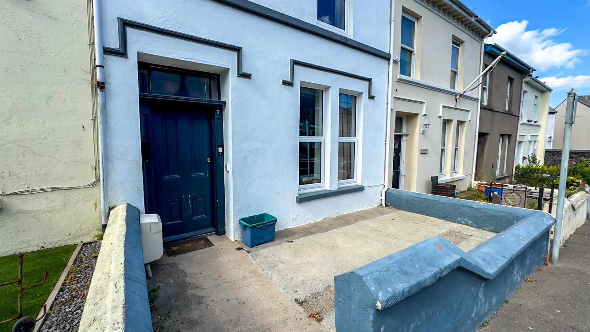 7 Grafton Street Douglas. - Photo 2 of 11