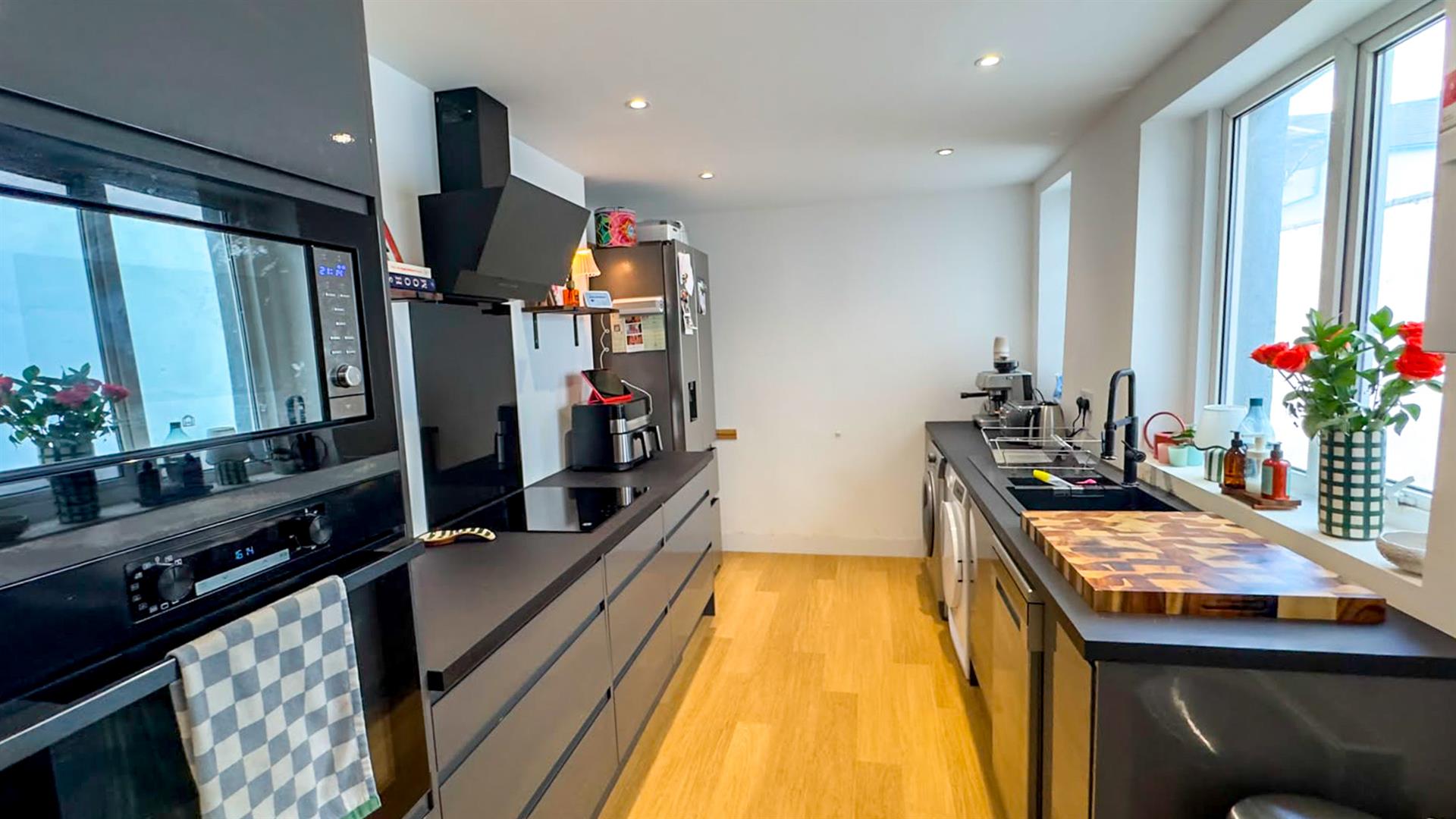 7 Grafton Street Douglas. - Photo 5 of 11