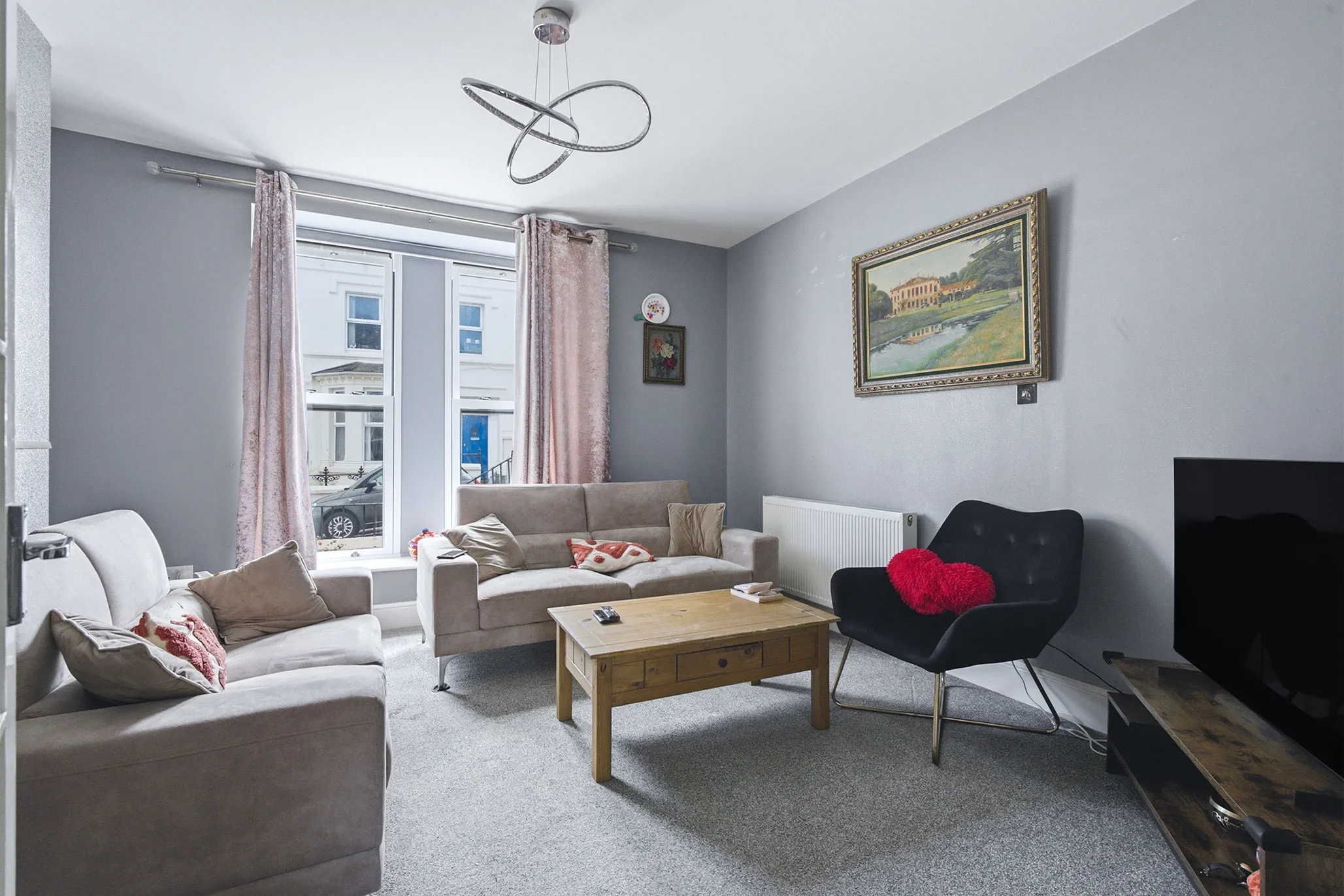 28 Falcon Street, Douglas. - Photo 3 of 22