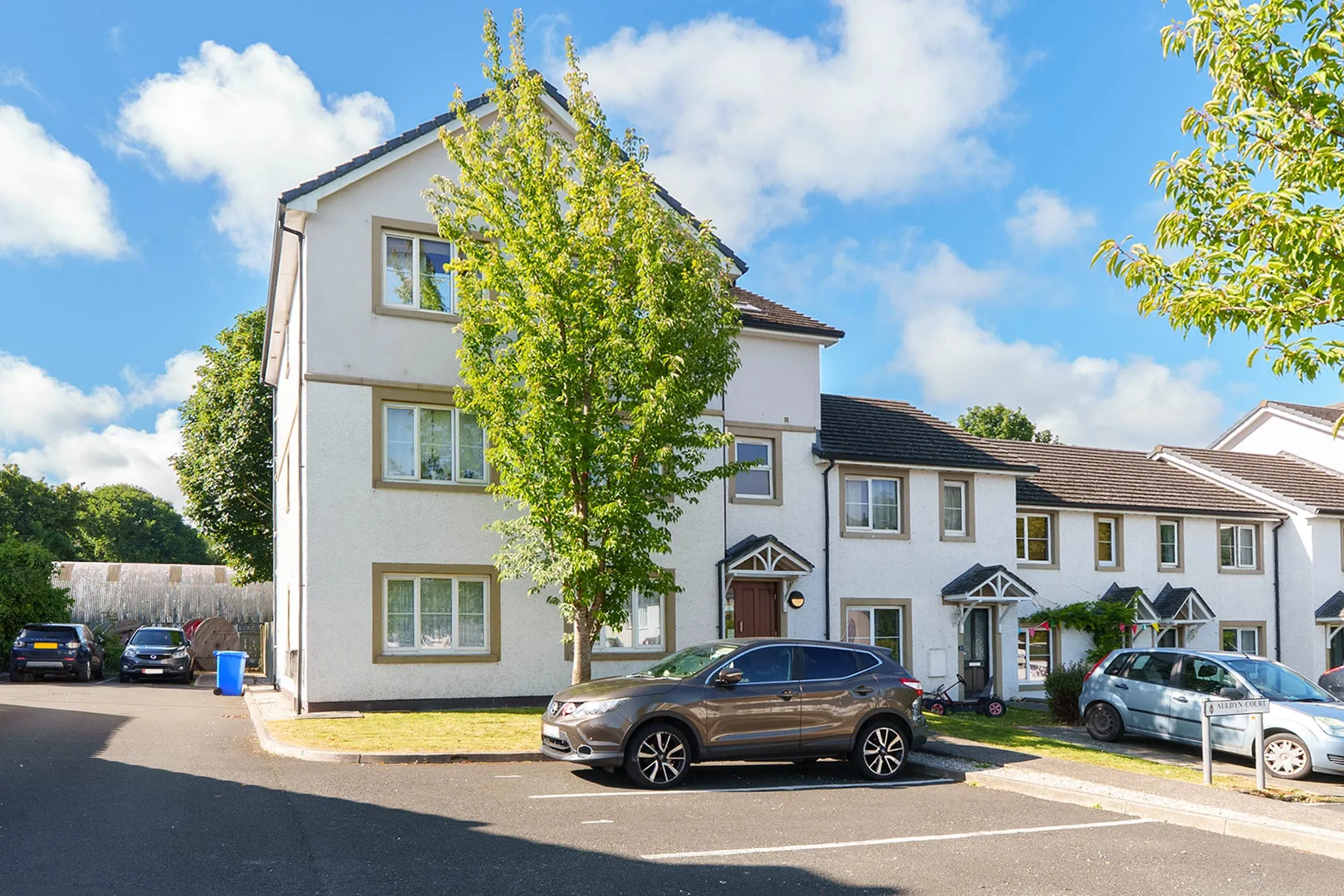 1 Auldyn Court, Ramsey. - Photo 1 of 15