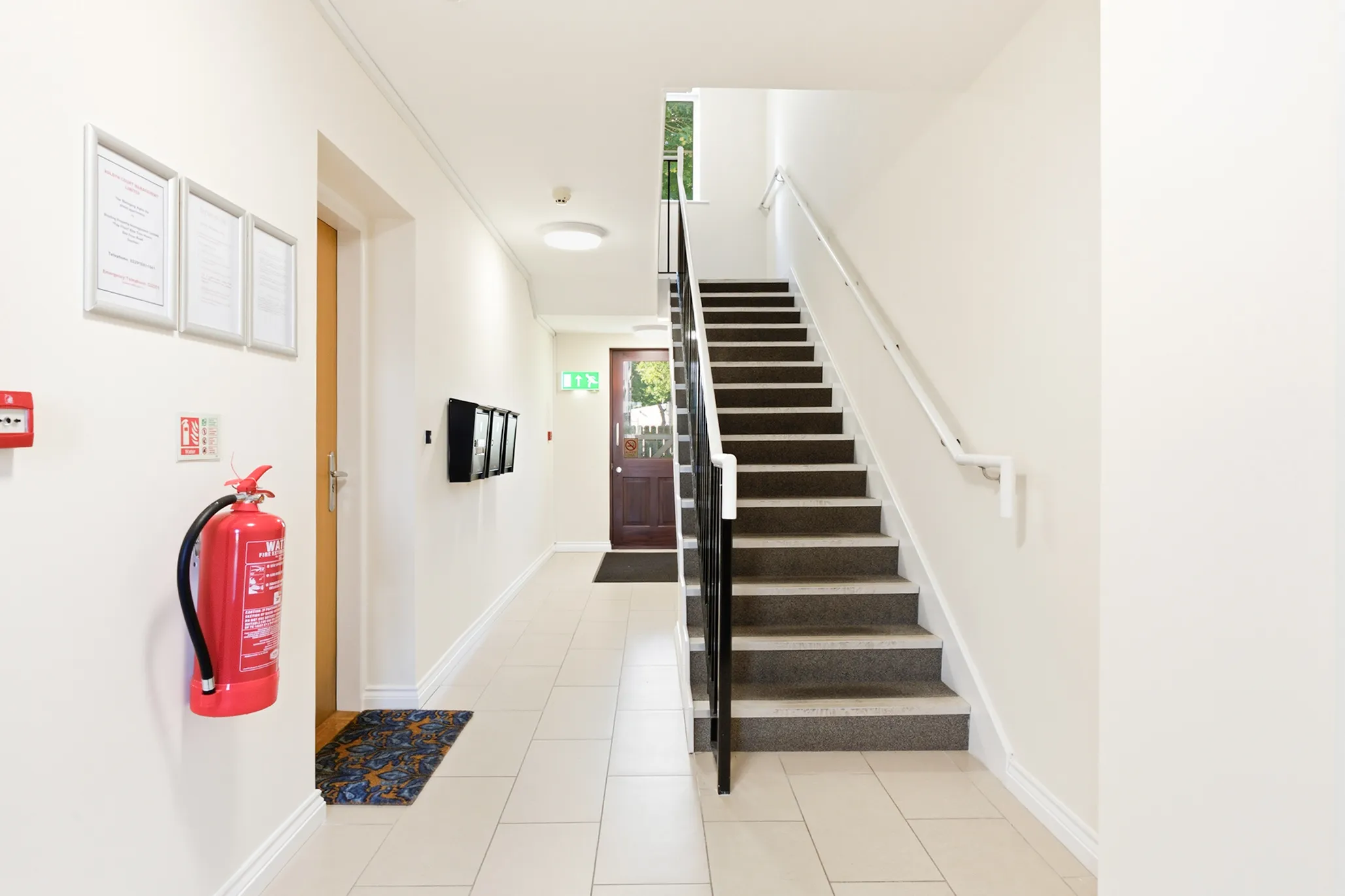 1 Auldyn Court, Ramsey. - Photo 3 of 15