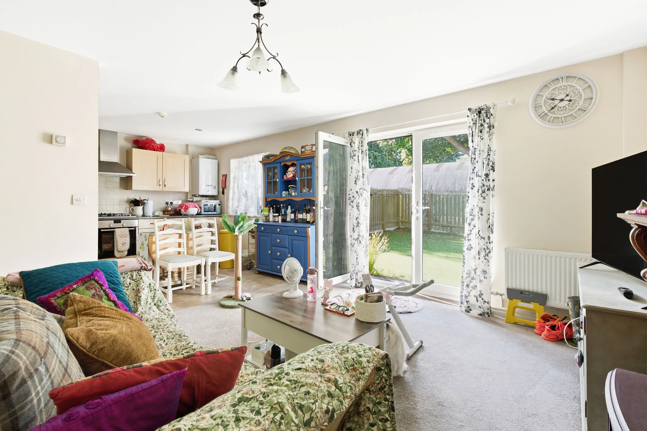 1 Auldyn Court, Ramsey. - Photo 4 of 15