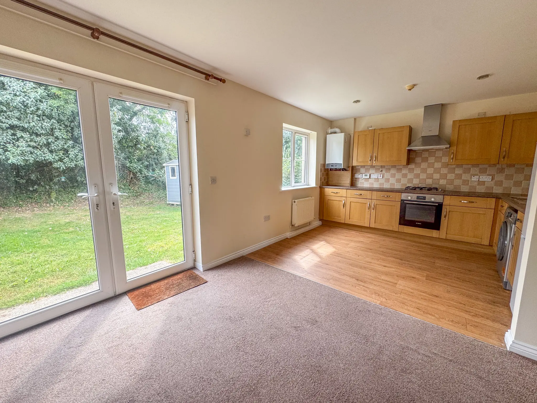 17 Campion Crescent, Peel. - Photo 5 of 12