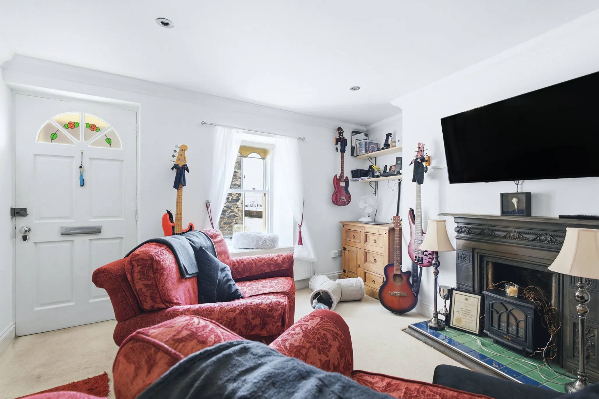 Bumblebee Cottage, 3 Mona Street, Ramsey. - Photo 4 of 15