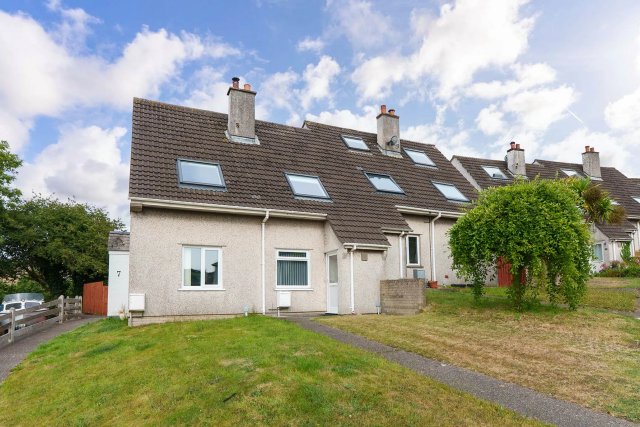 8 Slieau Whallian Park, St Johns.