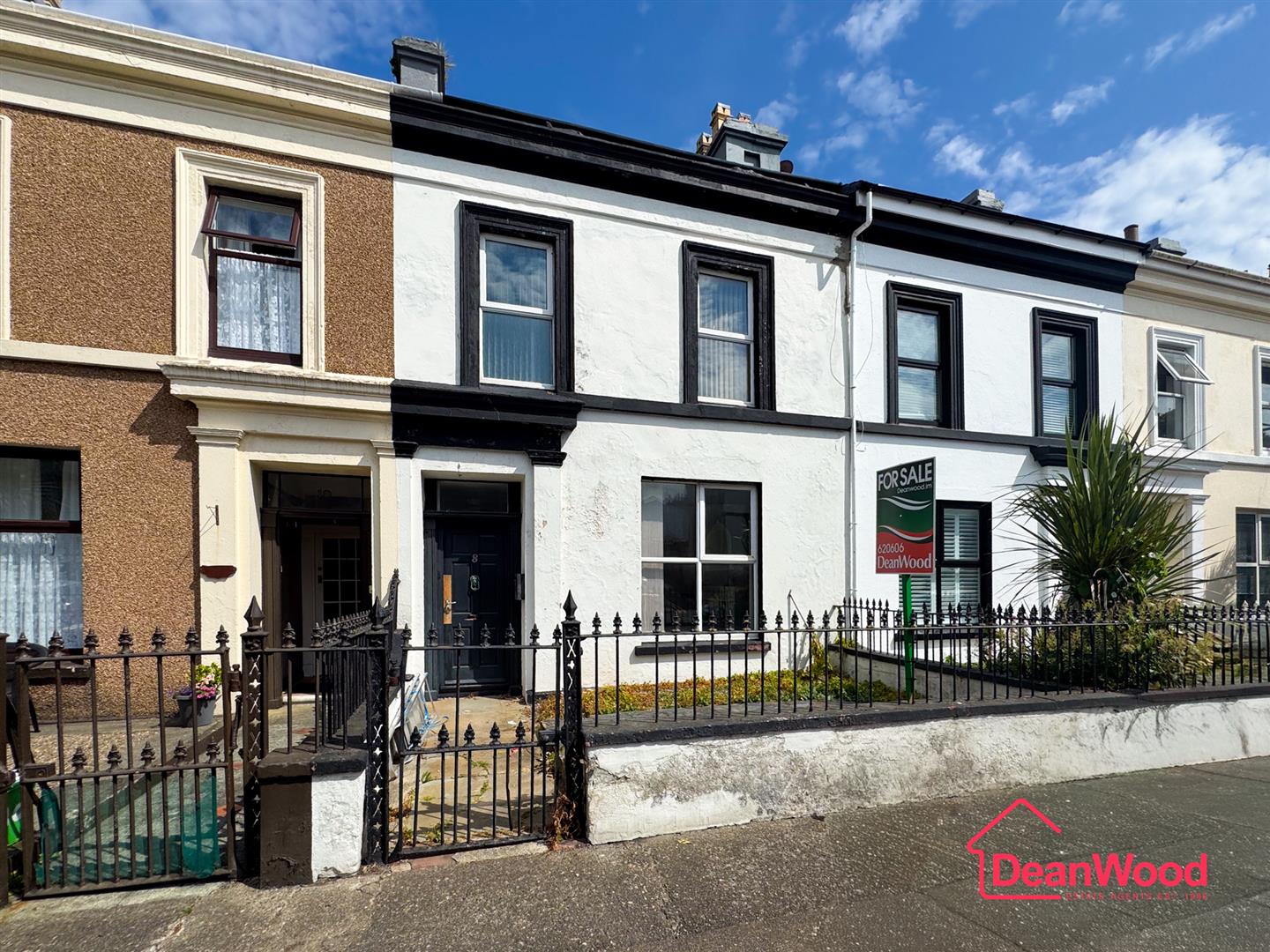 8 Brisbane Street, Douglas, Isle Of Man. - Photo 1 of 32