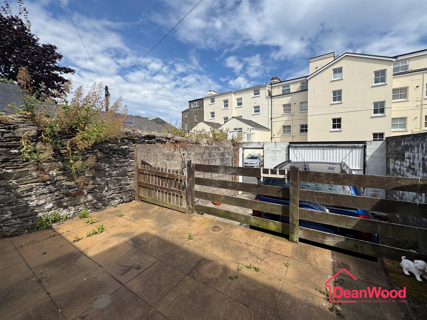 8 Brisbane Street, Douglas, Isle Of Man. - Photo 2 of 32
