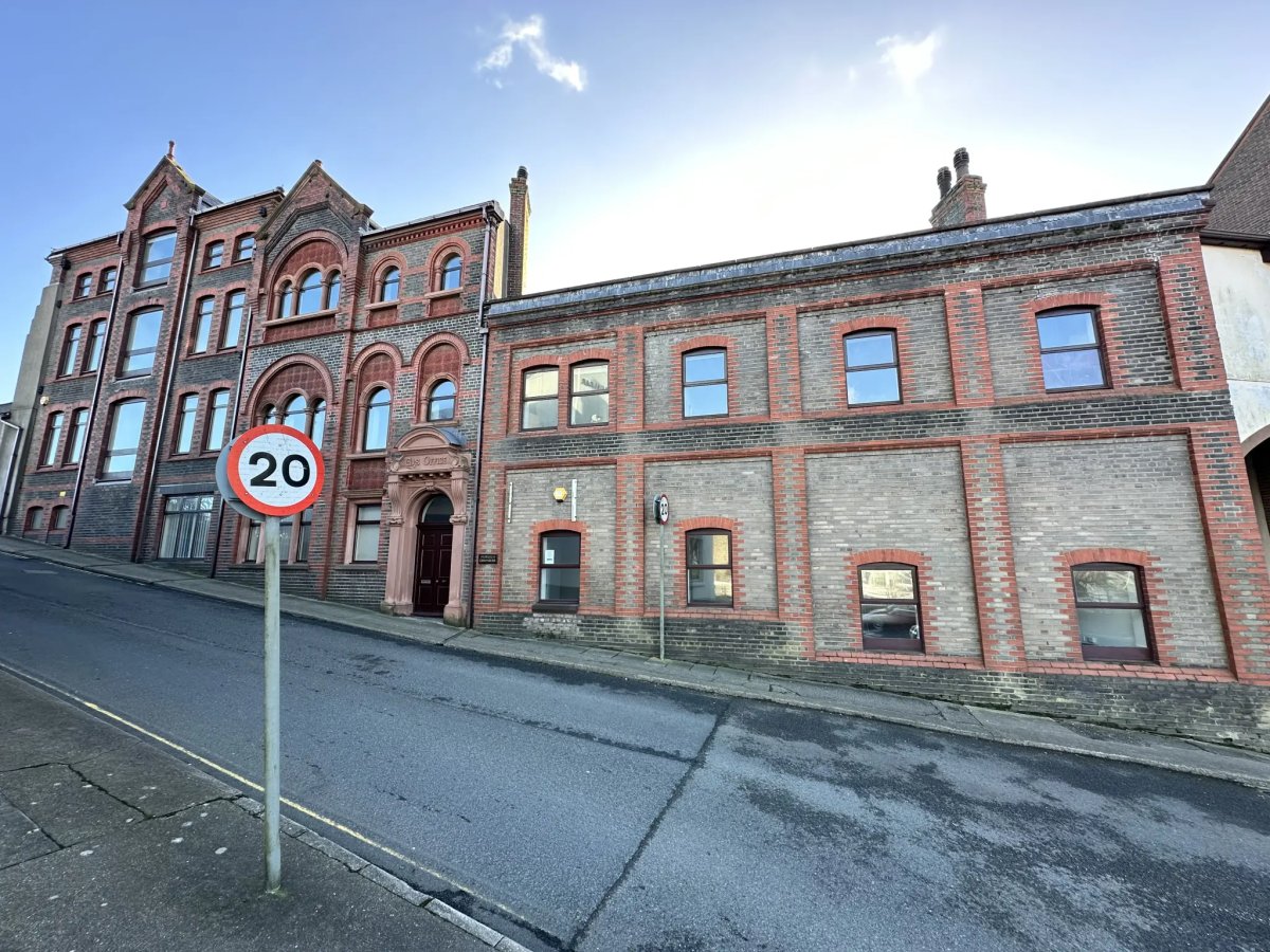 Murdoch Chambers, South Quay, Douglas.