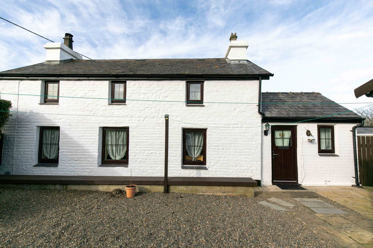 Bluebell Cottage, Ramsey, IM7 4AF. - Photo 3 of 18