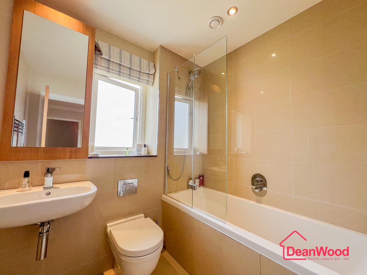 4 Cairn Drive, Slieau Whallian View, Peel. - Photo 1 of 27