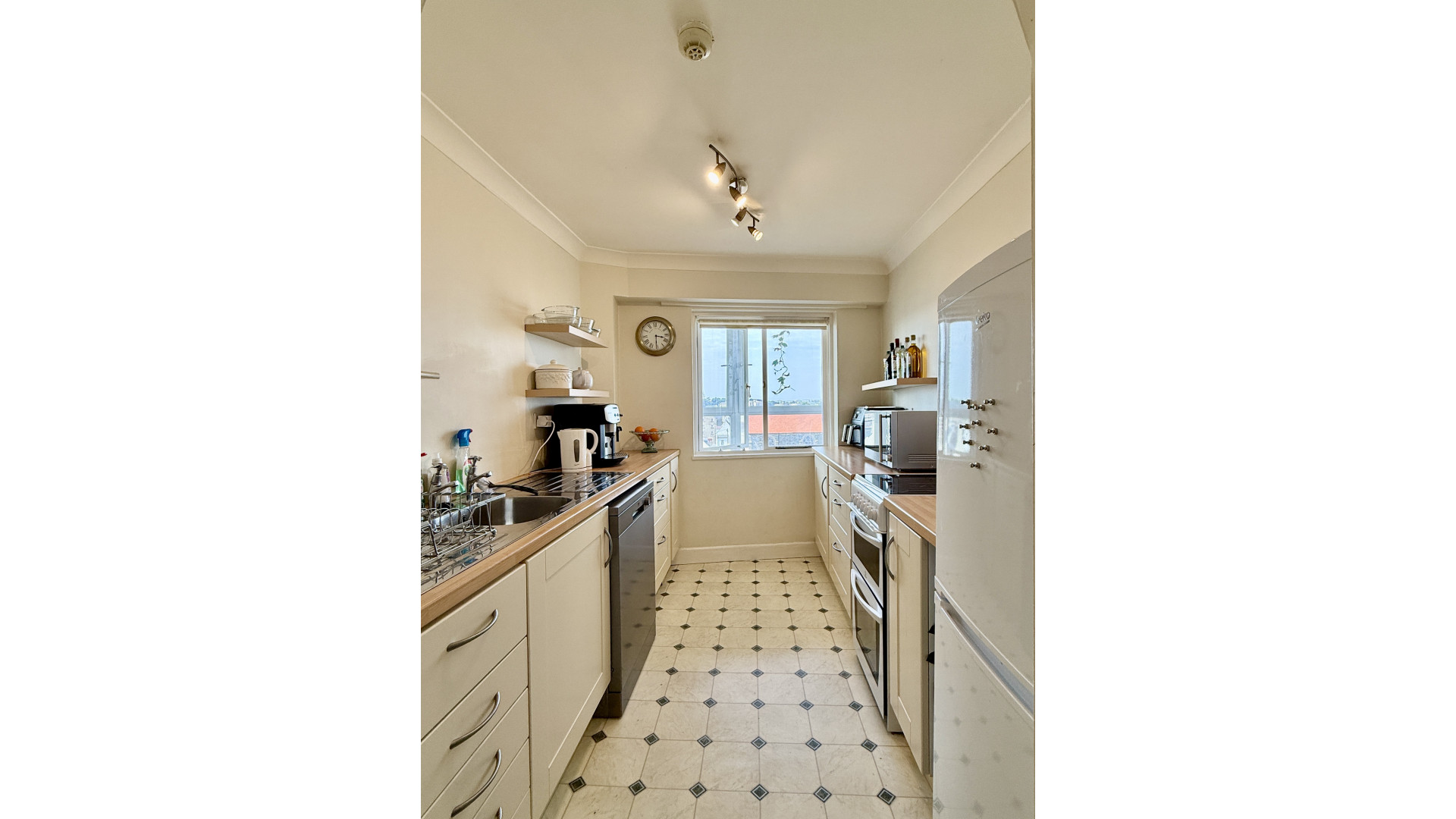 Apt. 504/505 Kings Court, Ramsey, IM8 1LN. - Photo 5 of 16