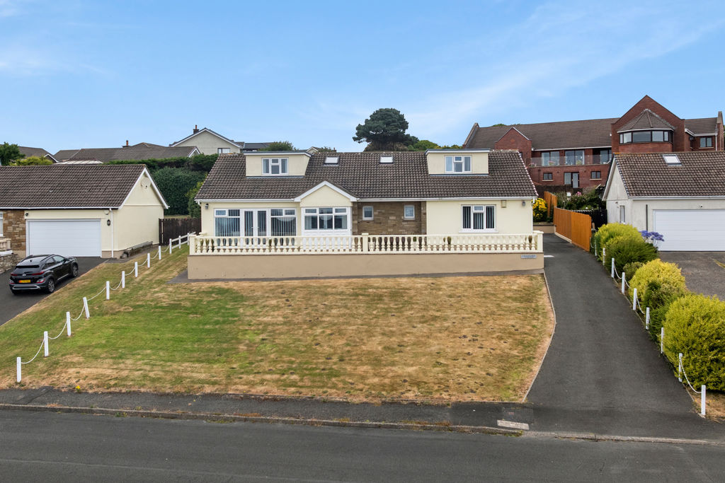 Cranford, 11a Howe Road, Onchan IM3 2BB. - Photo 1 of 41