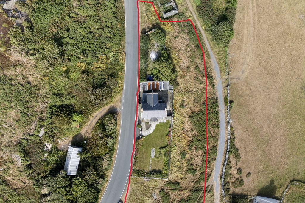 Hillcrest, Cregneash, Port St Mary IM9 5PS. - Photo 2 of 28