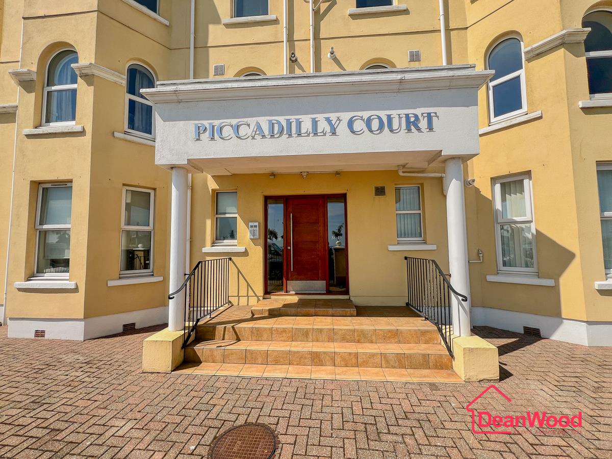 49 Piccadilly Court, Douglas, Isle Of Man. - Photo 2 of 19
