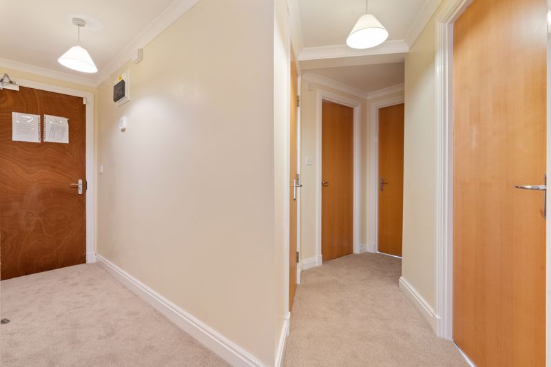 29 Central Apartments, Central Promenade, Douglas IM2 4EL. - Photo 3 of 16