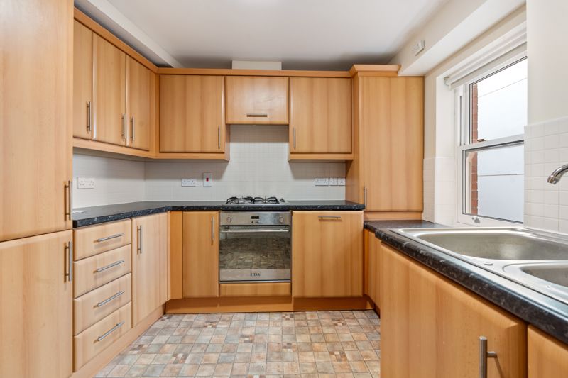 29 Central Apartments, Central Promenade, Douglas IM2 4EL. - Photo 4 of 16