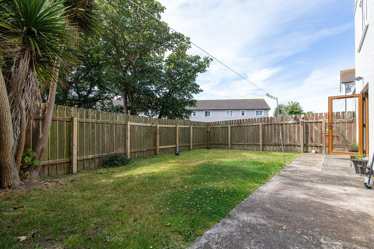 Reayrt Ny Keylley, Isle Of Man, IM5 1, Peel. - Photo 2 of 21