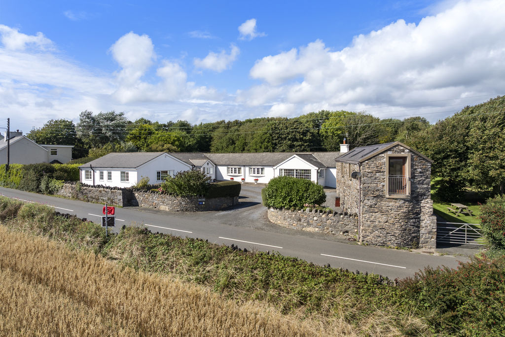 Ballanorris Court, Douglas Road, Ballabeg IM9 4EF. - Photo 1 of 46