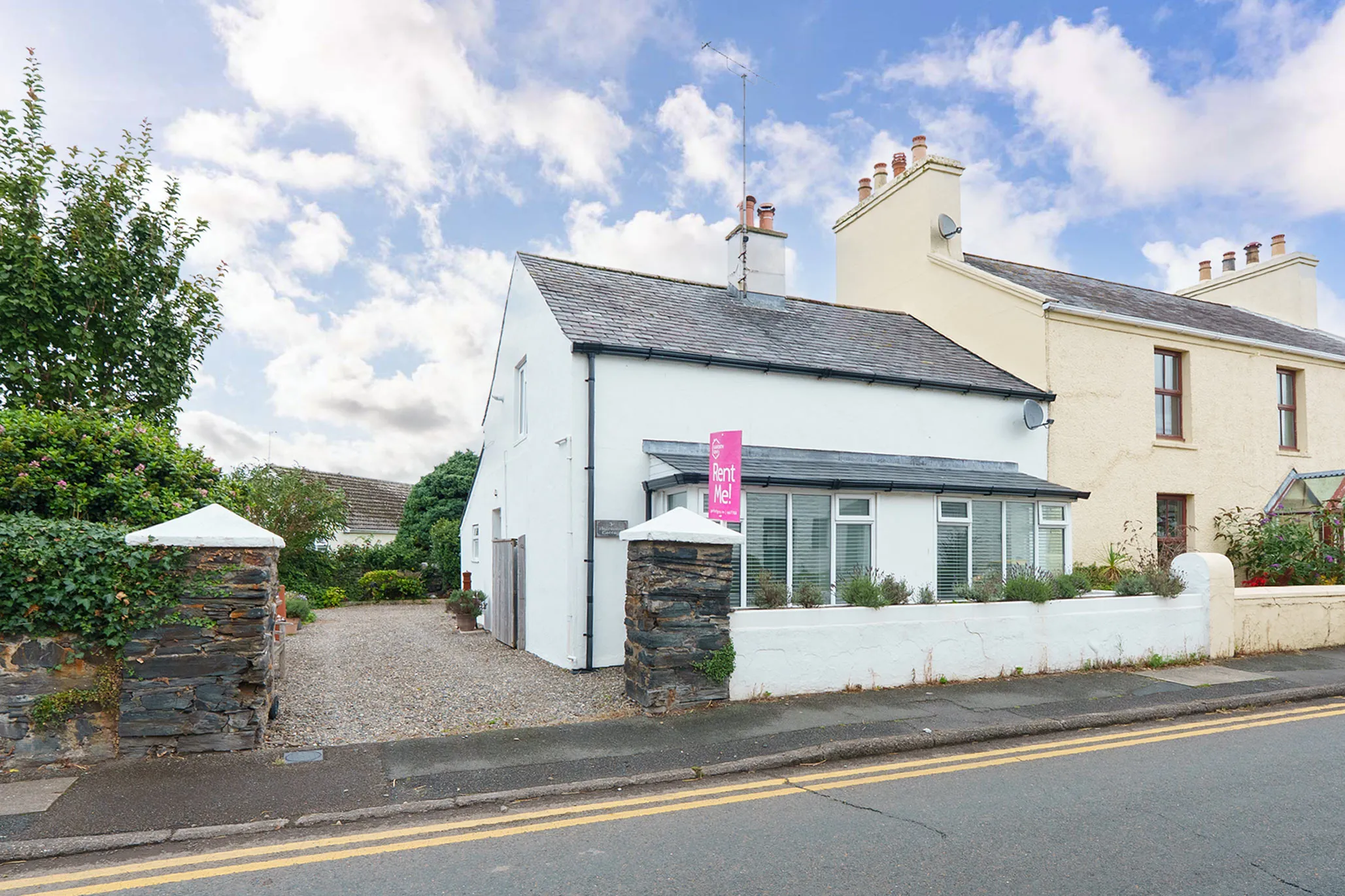 Halewood , Main Road, Sulby. - Photo 1 of 18