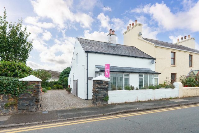 Halewood , Main Road, Sulby.
