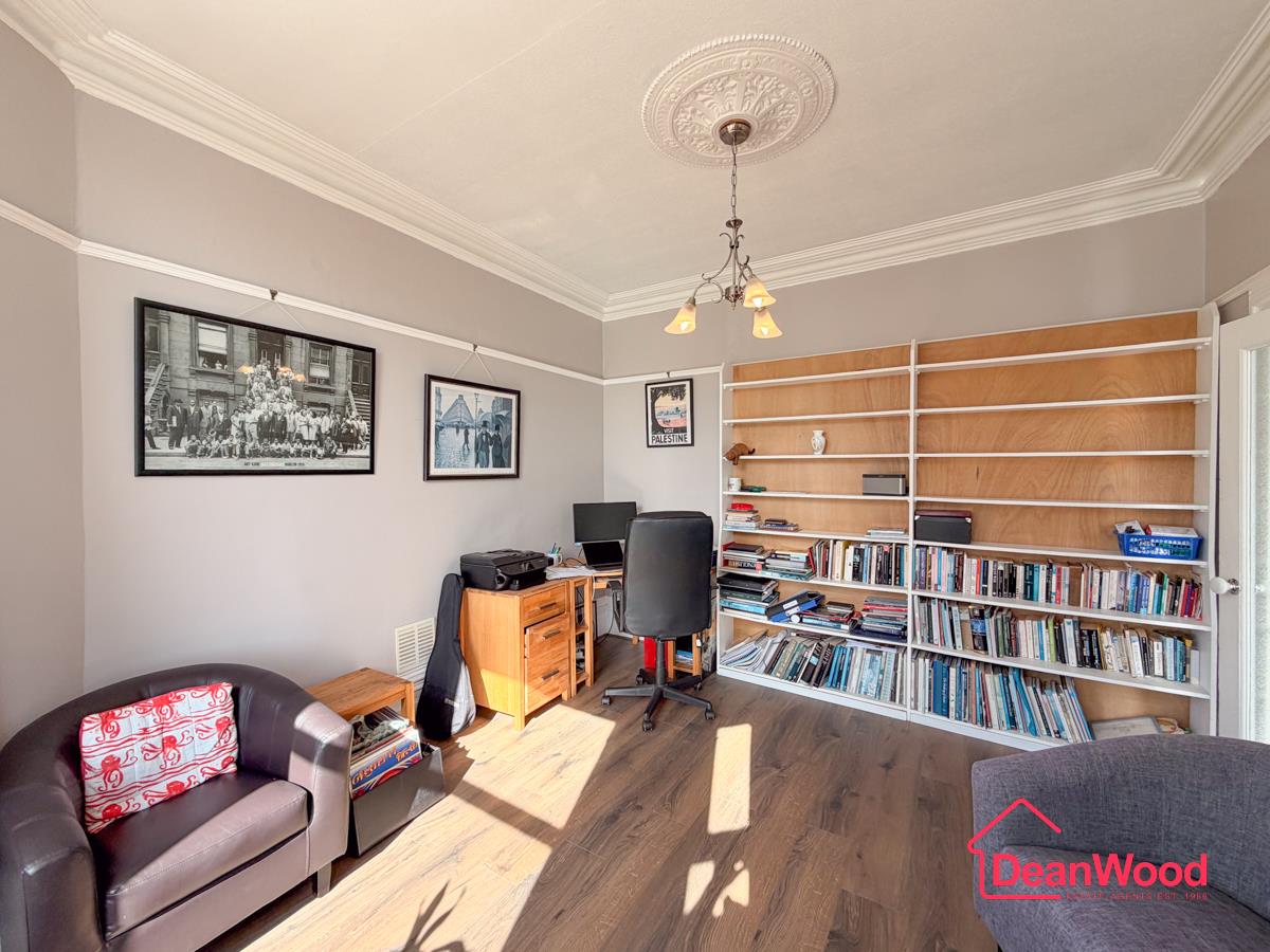 38 Royal Avenue, Onchan, Isle Of Man. - Photo 4 of 28