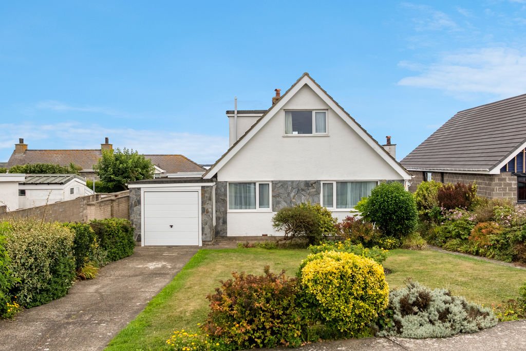 37 Scarlett Road, Castletown IM9 1NS.