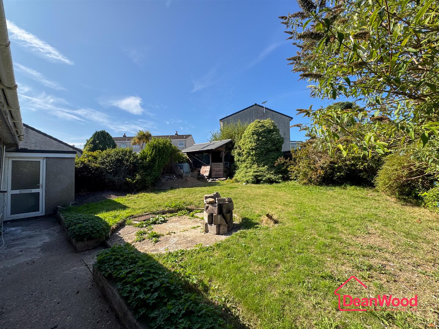 13 Ballachurry Avenue, Onchan. - Photo 2 of 19