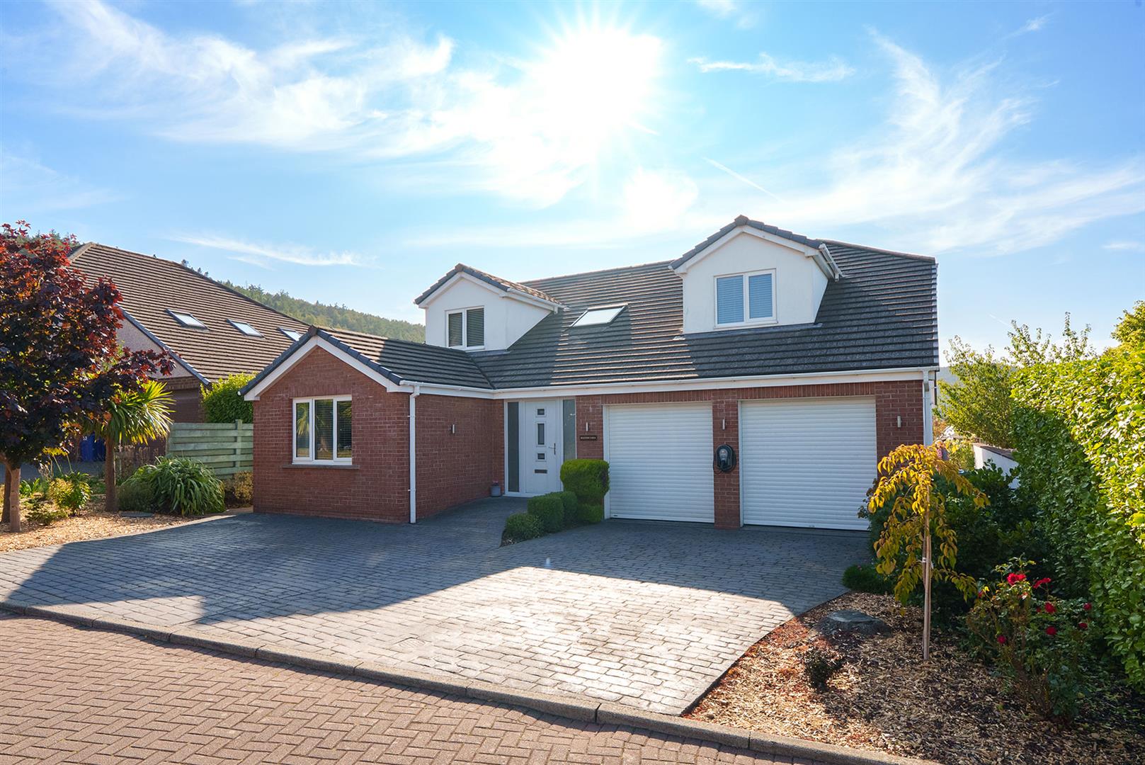Mannin Veen, Barrule Park Ramsey. - Photo 2 of 44