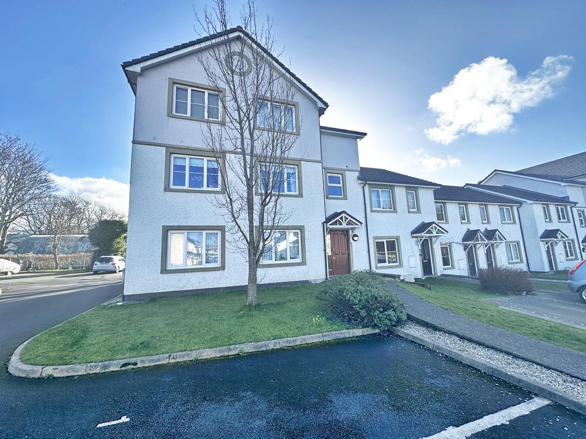 2 Auldyn Court, Ramsey, Isle Of Man. - Photo 2 of 12