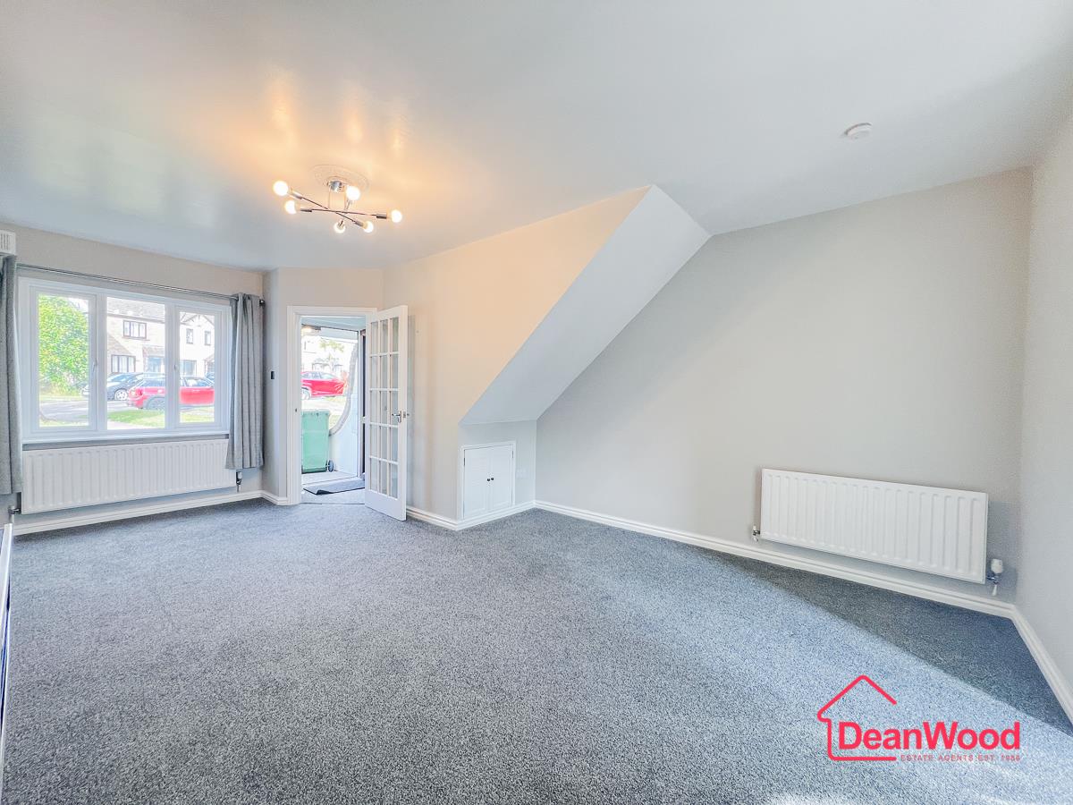 25 Rosehill Mews, Douglas, Isle Of Man. - Photo 4 of 18