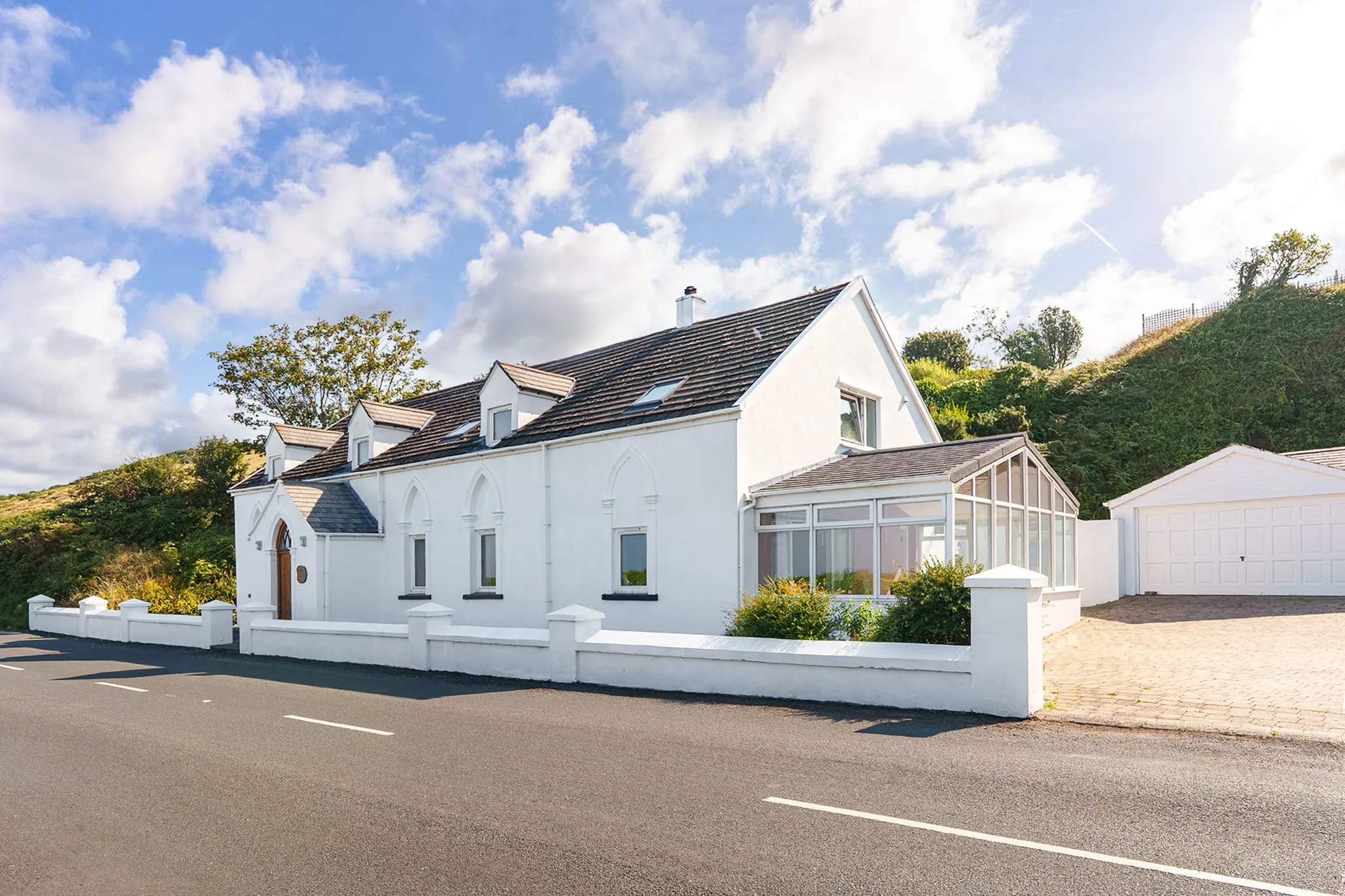 Ballelby House, Dalby Road, Dalby, Colby. - Photo 3 of 55