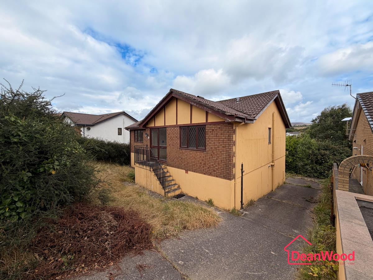 26 Buttermere Drive, Onchan. - Photo 1 of 19