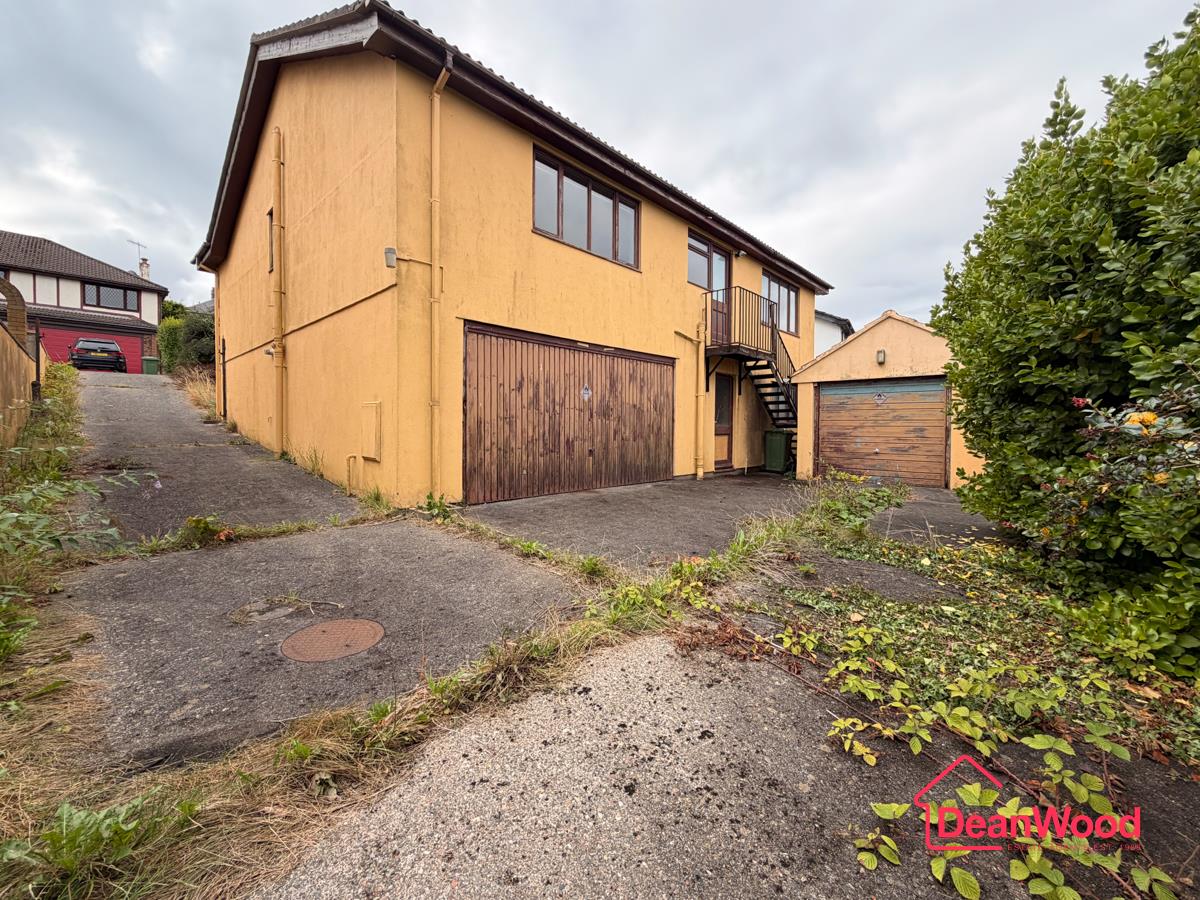 26 Buttermere Drive, Onchan. - Photo 2 of 19