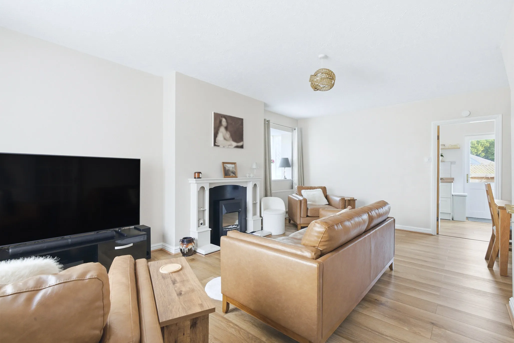 16 Balleigh Mews, Ramsey. - Photo 3 of 17