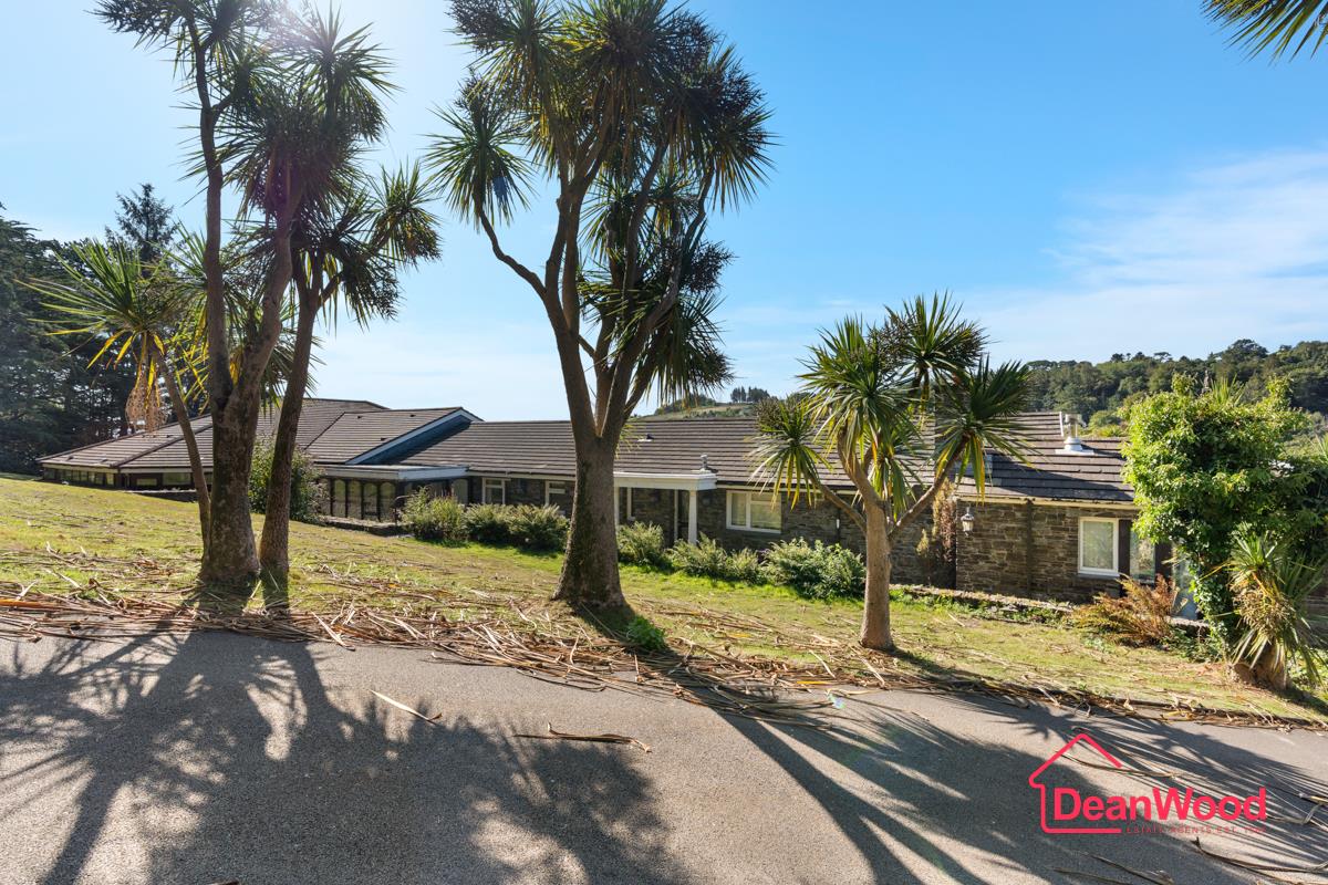 South Court., Ramsey Road, Laxey. - Photo 3 of 38