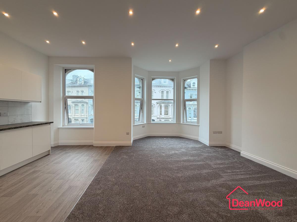 Flat 3, 65 Bucks Road, Douglas. - Photo 3 of 13