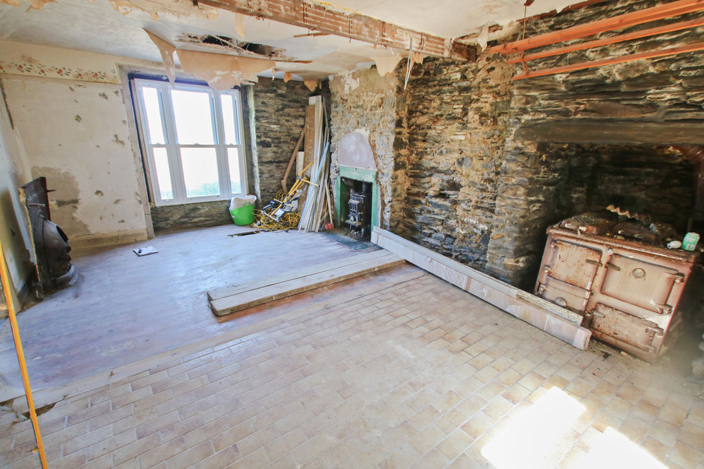 Pondicherry, St Marys Road, Port Erin IM9 6JL. - Photo 3 of 15