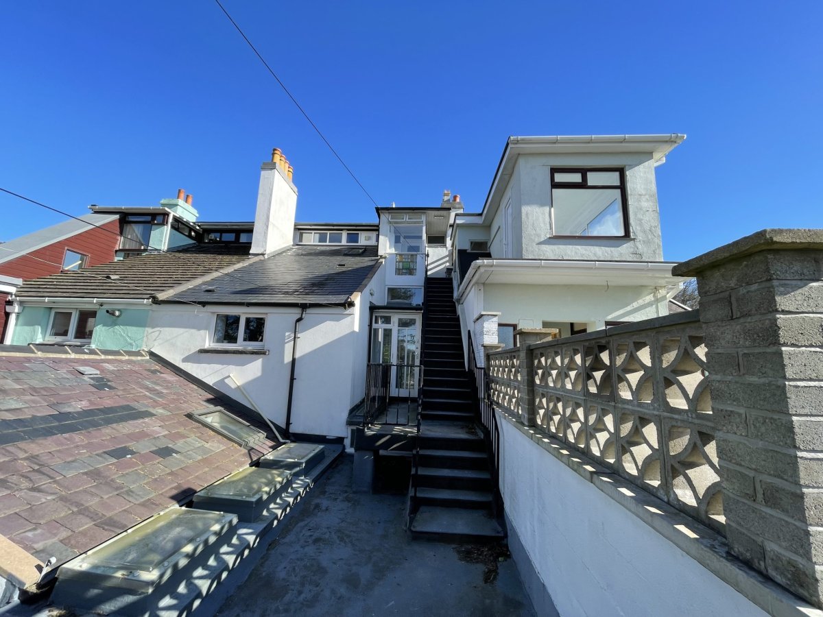 2 Laureston View, Ballaquayle Road, Douglas, Isle of Man, IM2 5DA.