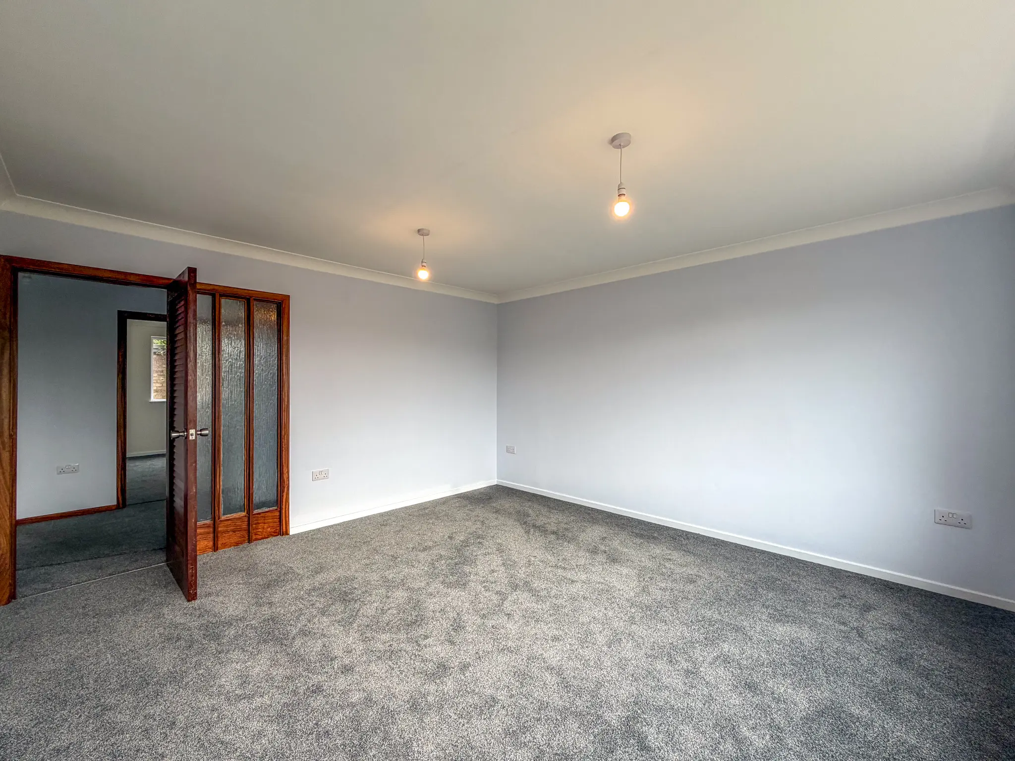 29 Westlands Avenue, Ramsey. - Photo 5 of 21