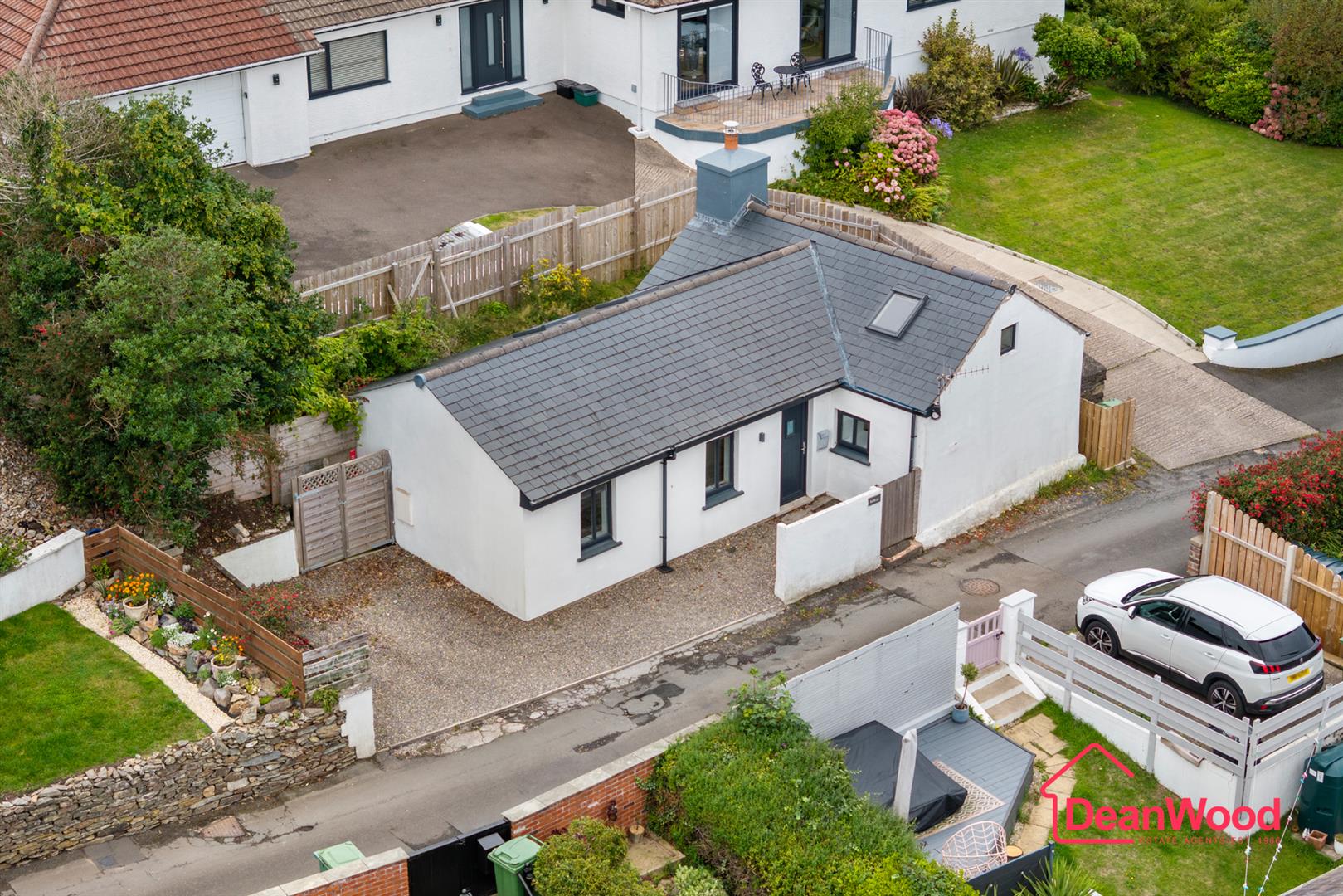 Hilcot, Croit-E-Quill Road, Laxey. - Photo 2 of 14