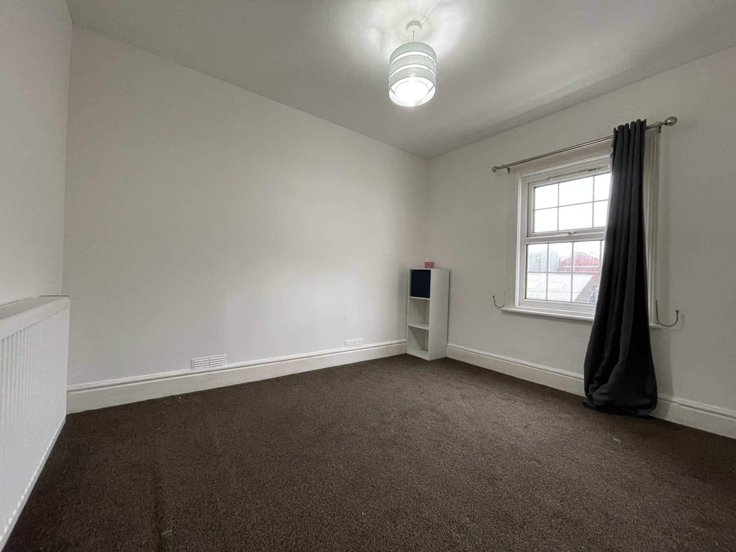 5 Mona Terrace, Douglas, Isle of Man, IM1 3NA. - Photo 3 of 6