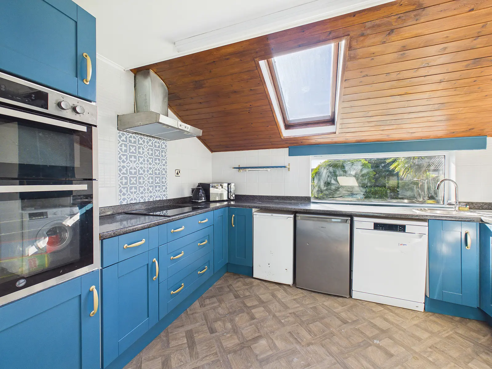 Clybane Bride Road, Ramsey, Isle Of Man, Isle Of Man, IM8 3LB. - Photo 4 of 24