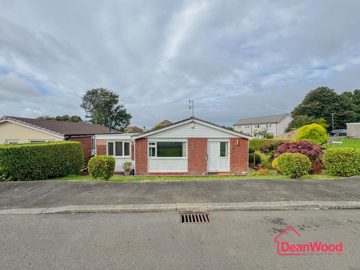 2 Julian Road, Glen Park, Douglas.