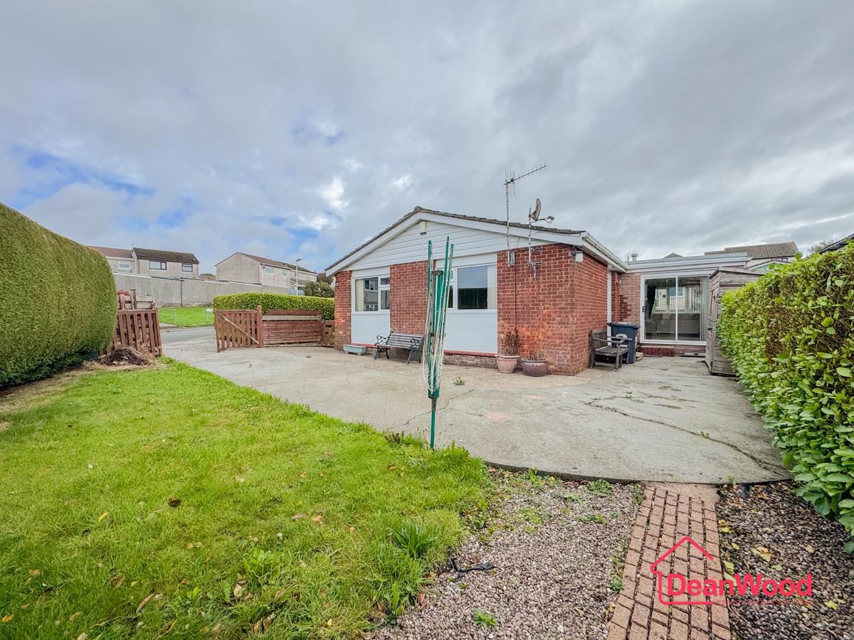 2 Julian Road, Glen Park, Douglas. - Photo 4 of 28