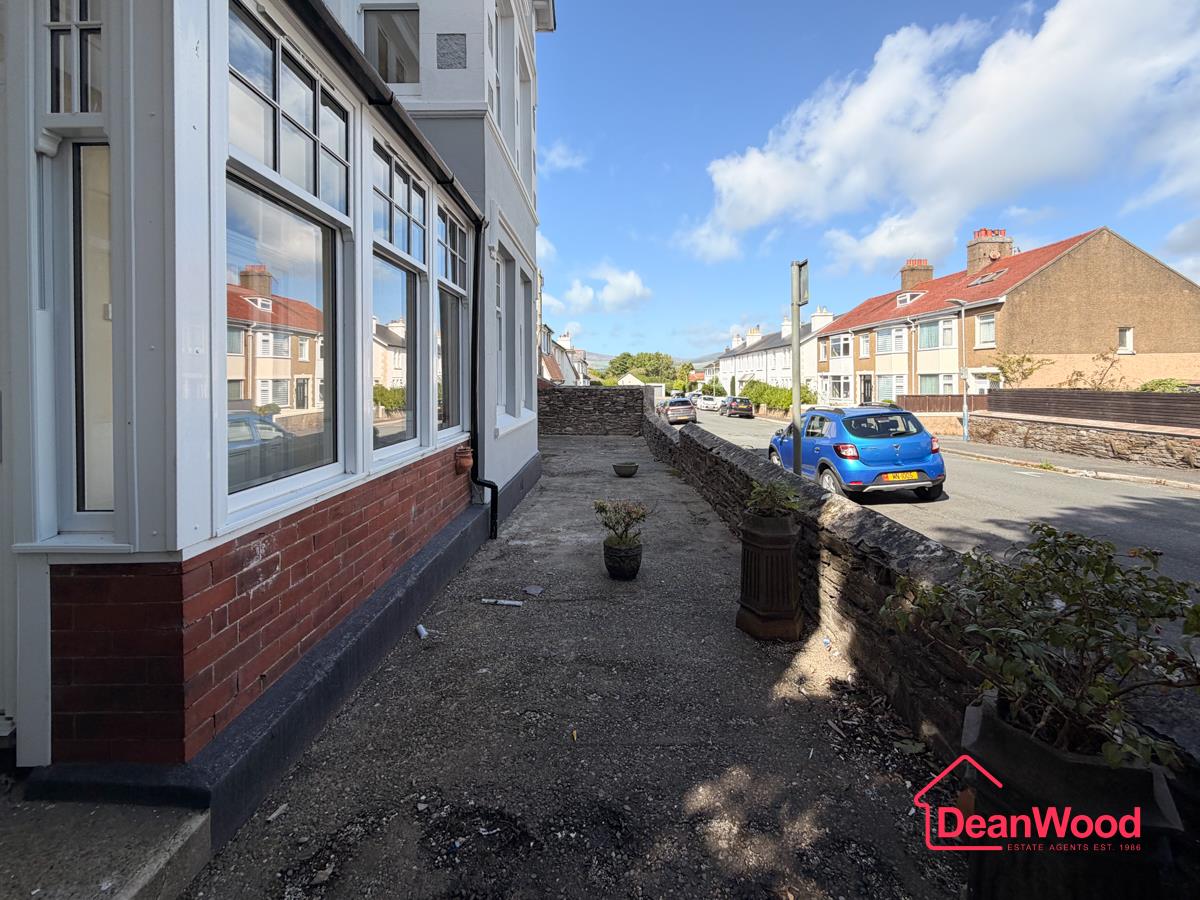 The Raggartt, 19 Sartfell Road, Douglas. - Photo 4 of 25