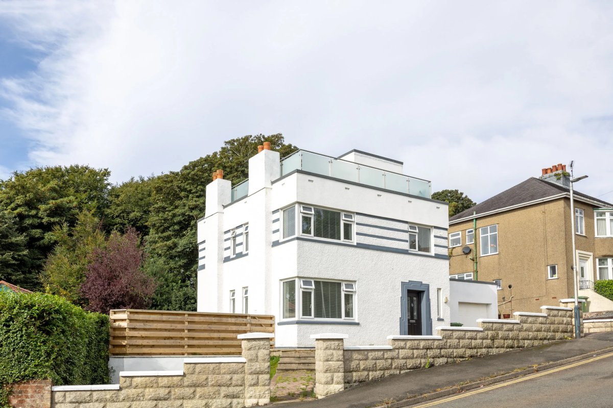 2 Wybourn Drive, Onchan.